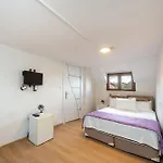 House Sultanahmet 3*